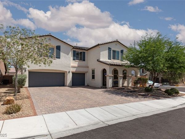 5520 Bruin Lakes Street, Las Vegas, NV 89131