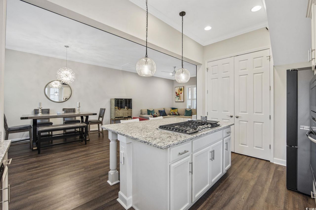 855 Hall Lane Photo 4