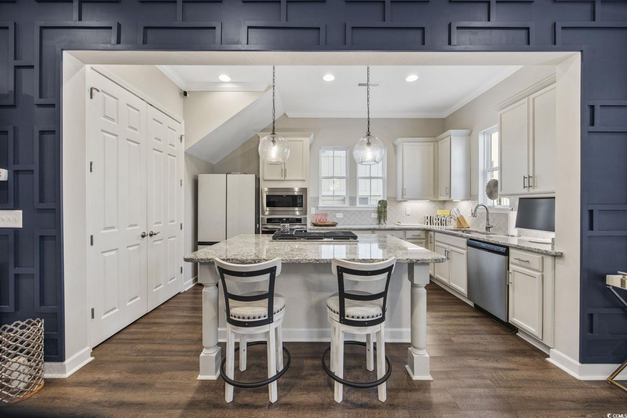 855 Hall Lane Photo 7