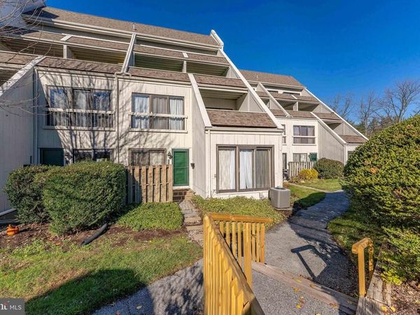 555 SUMMIT HOUSE, WEST CHESTER, PA 19382