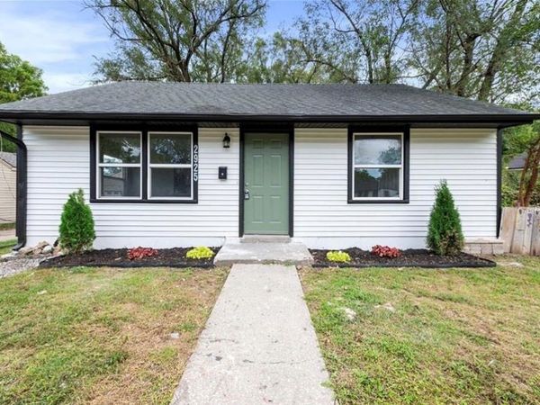 2925 S 52nd Street, Kansas City, KS 66106