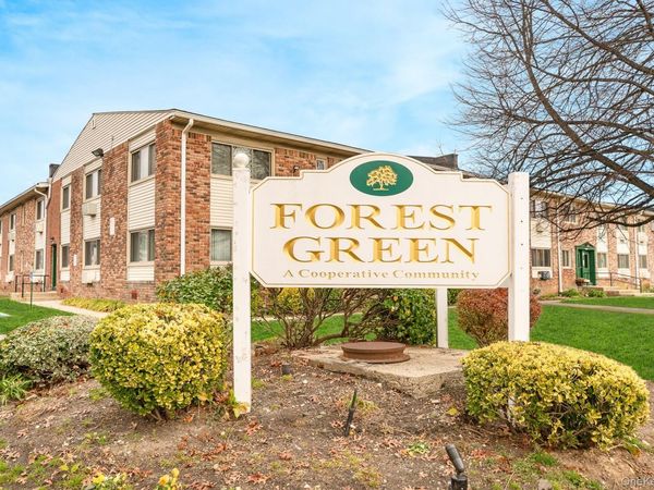 2449F Union Boulevard, Unit 12A, Islip, NY 11751