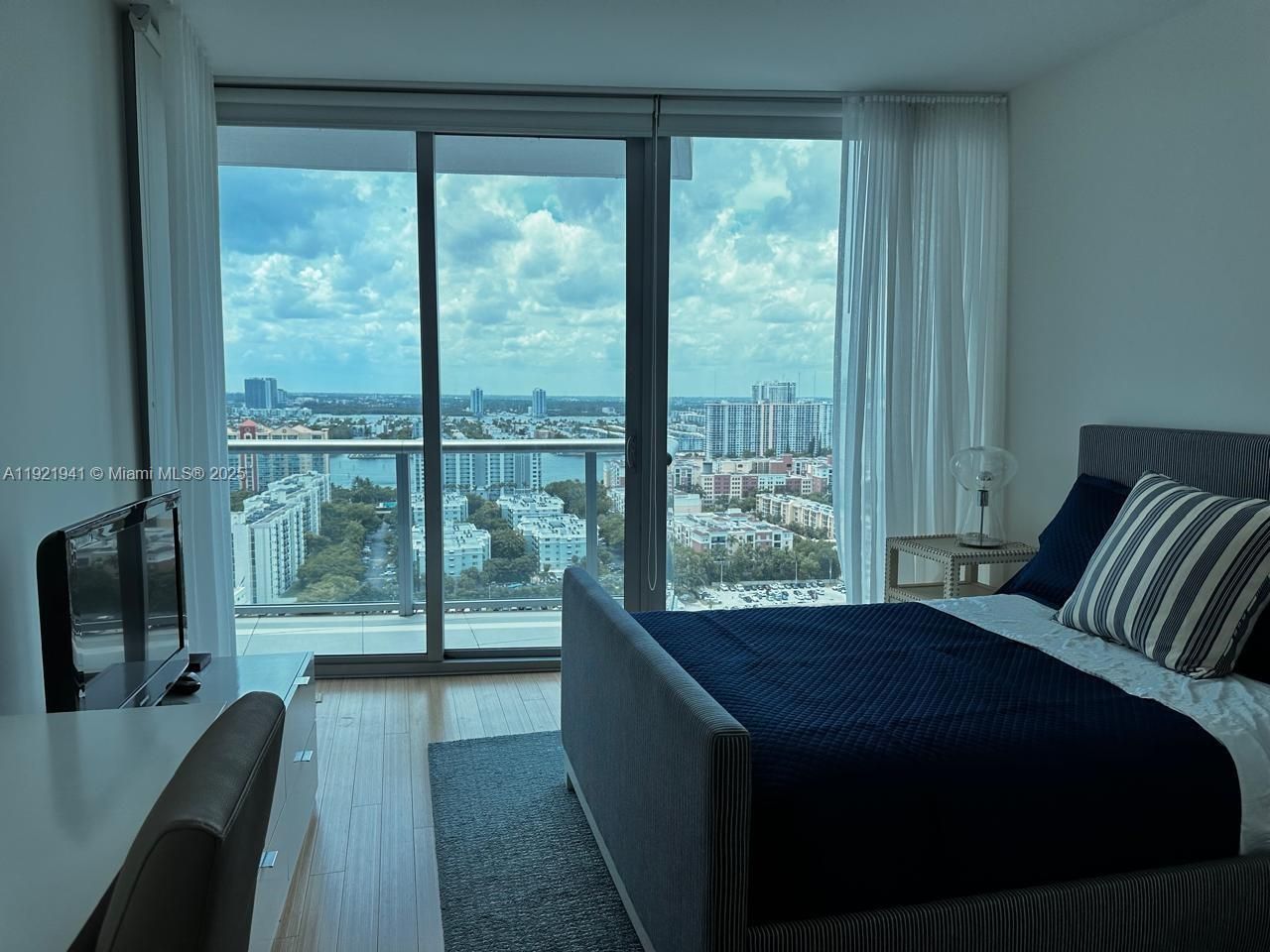 17001 Collins Ave, Unit 2601, Sunny Isles Beach, FL 33160 Photo