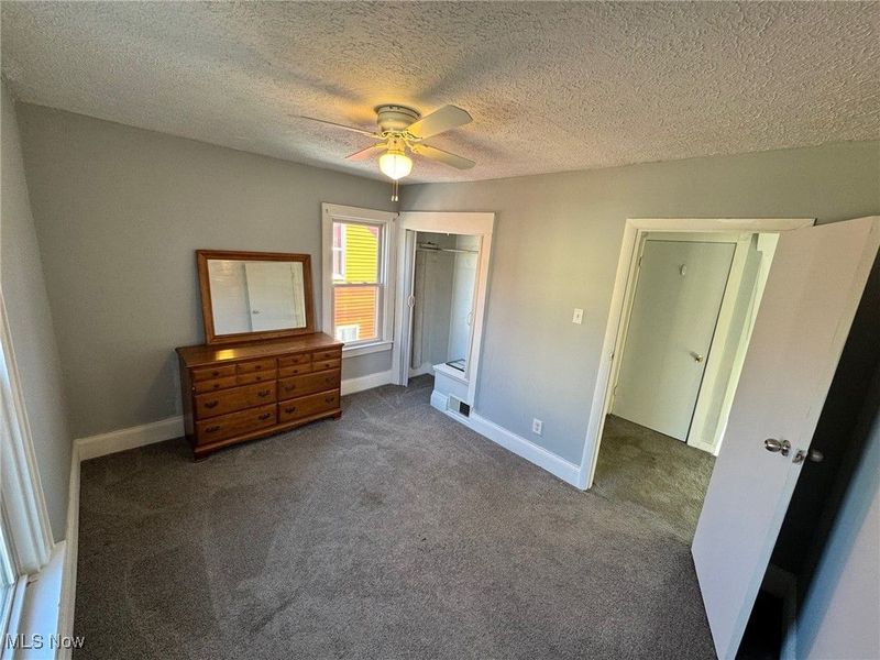 102 E Brookside Avenue, Akron, OH 44301 Photo 8