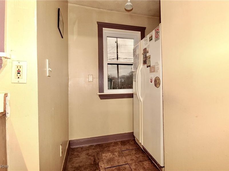 1849 Torbenson Drive, Cleveland, OH 44112 Photo 12