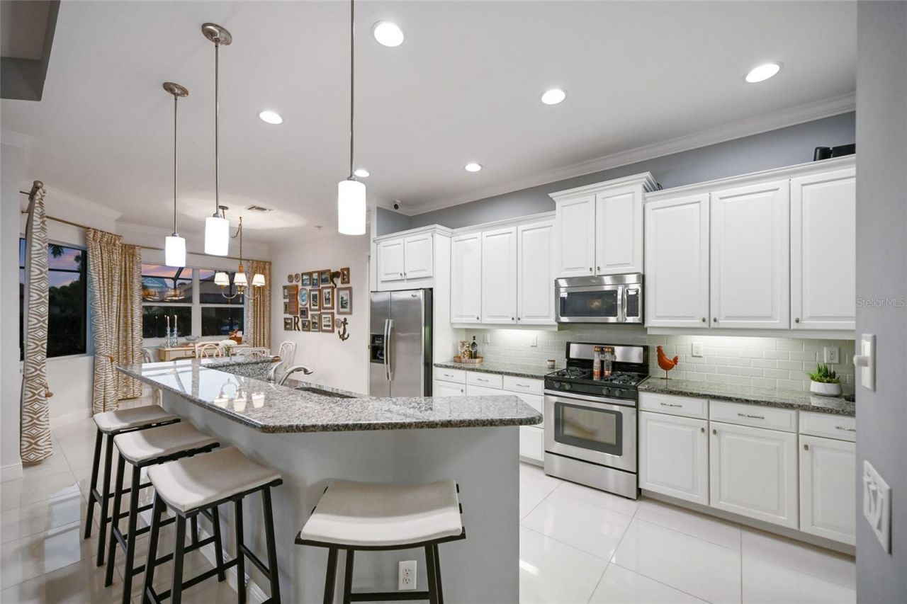 4721 Mainsail Drive, Bradenton, FL 34208 Photo