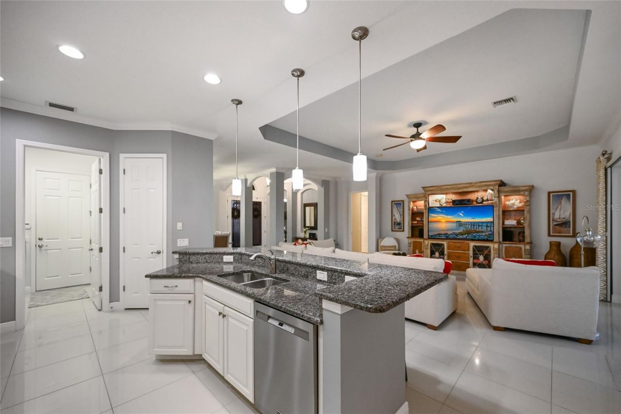 4721 Mainsail Drive, Bradenton, FL 34208 Photo