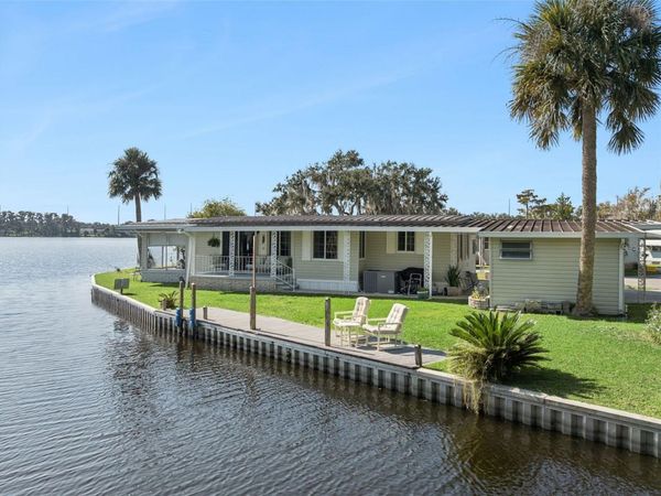 120 BREEZY POINT, EUSTIS, FL 32726