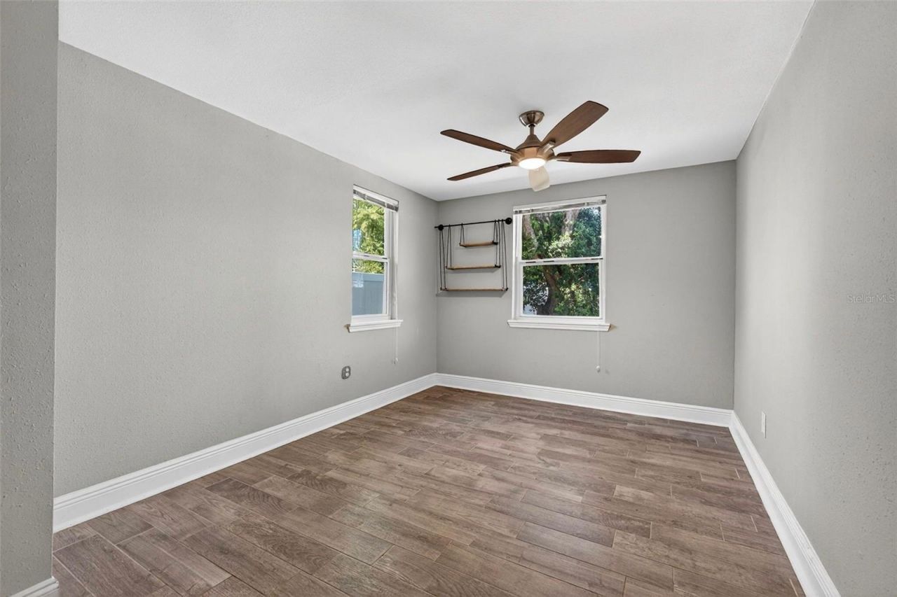 5717 2nd Avenue N, Saint Petersburg, FL 33710 Photo