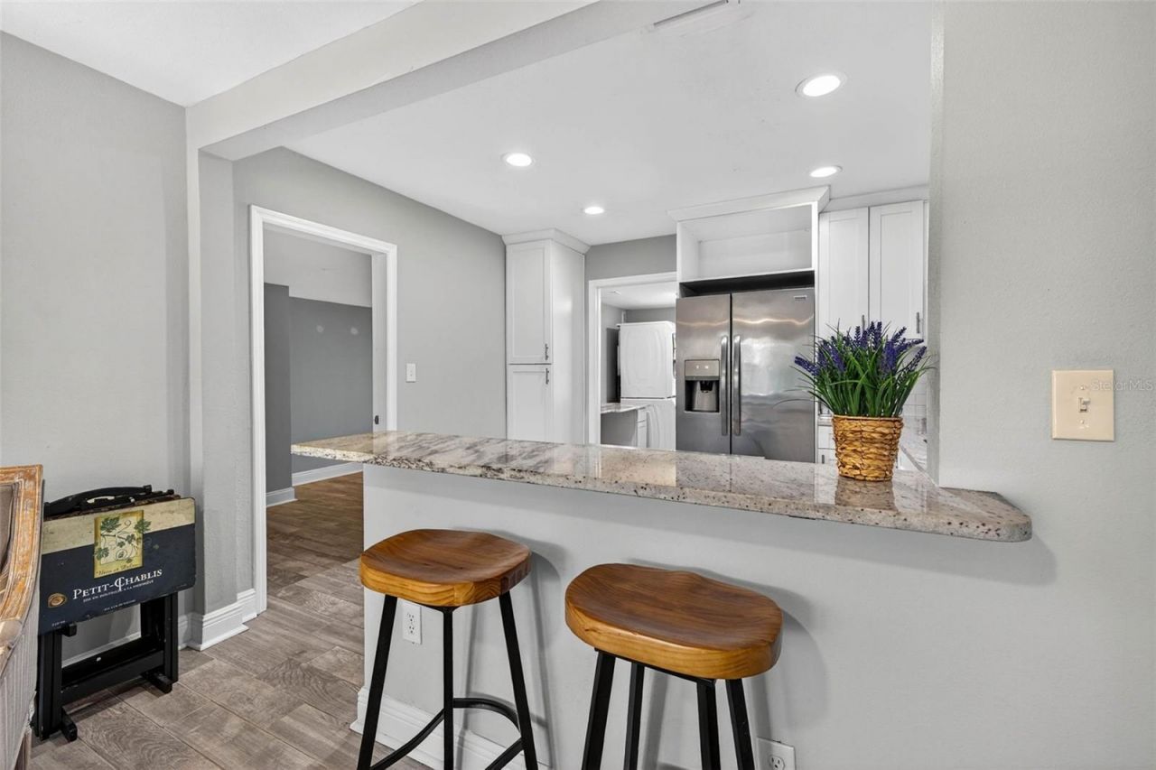 5717 2nd Avenue N, Saint Petersburg, FL 33710 Photo