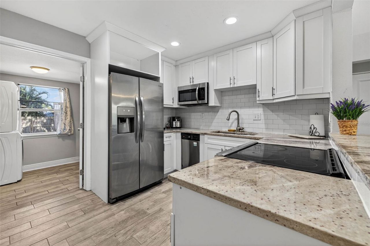 5717 2nd Avenue N, Saint Petersburg, FL 33710 Photo