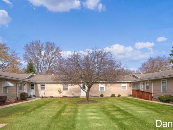 5143 Southglow Court SE, Unit 169, Grand Rapids, MI 49508
