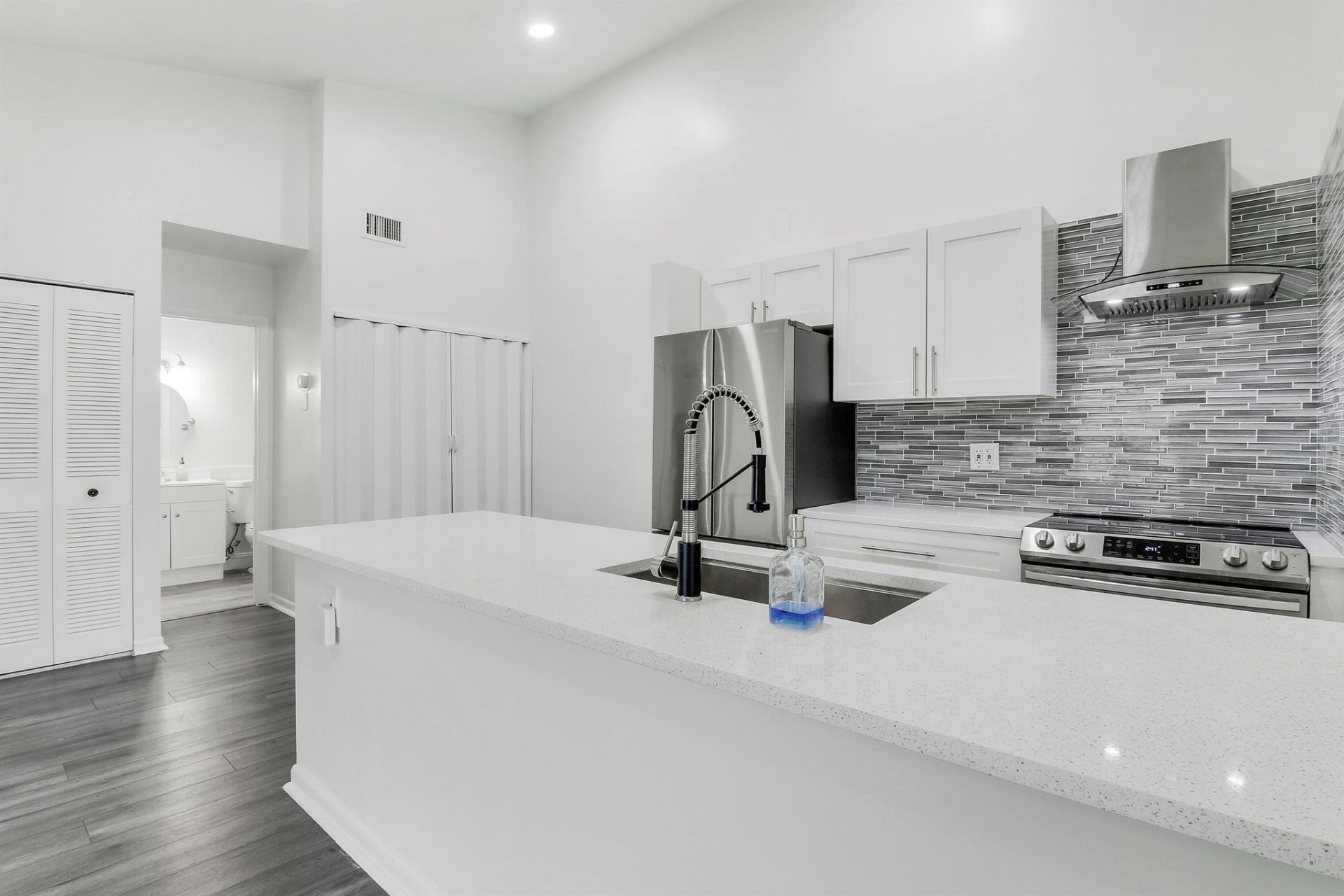 6392 Chasewood Drive, Unit F, Jupiter, FL 33458 Photo