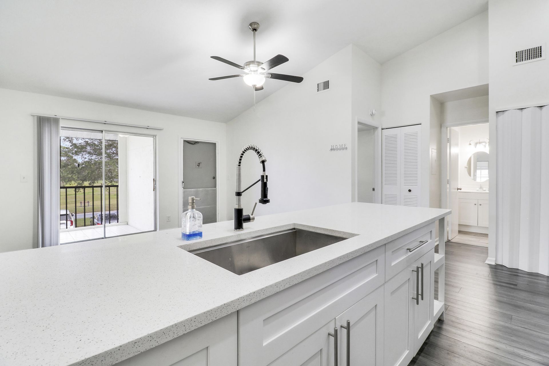 6392 Chasewood Drive, Unit F, Jupiter, FL 33458 Photo