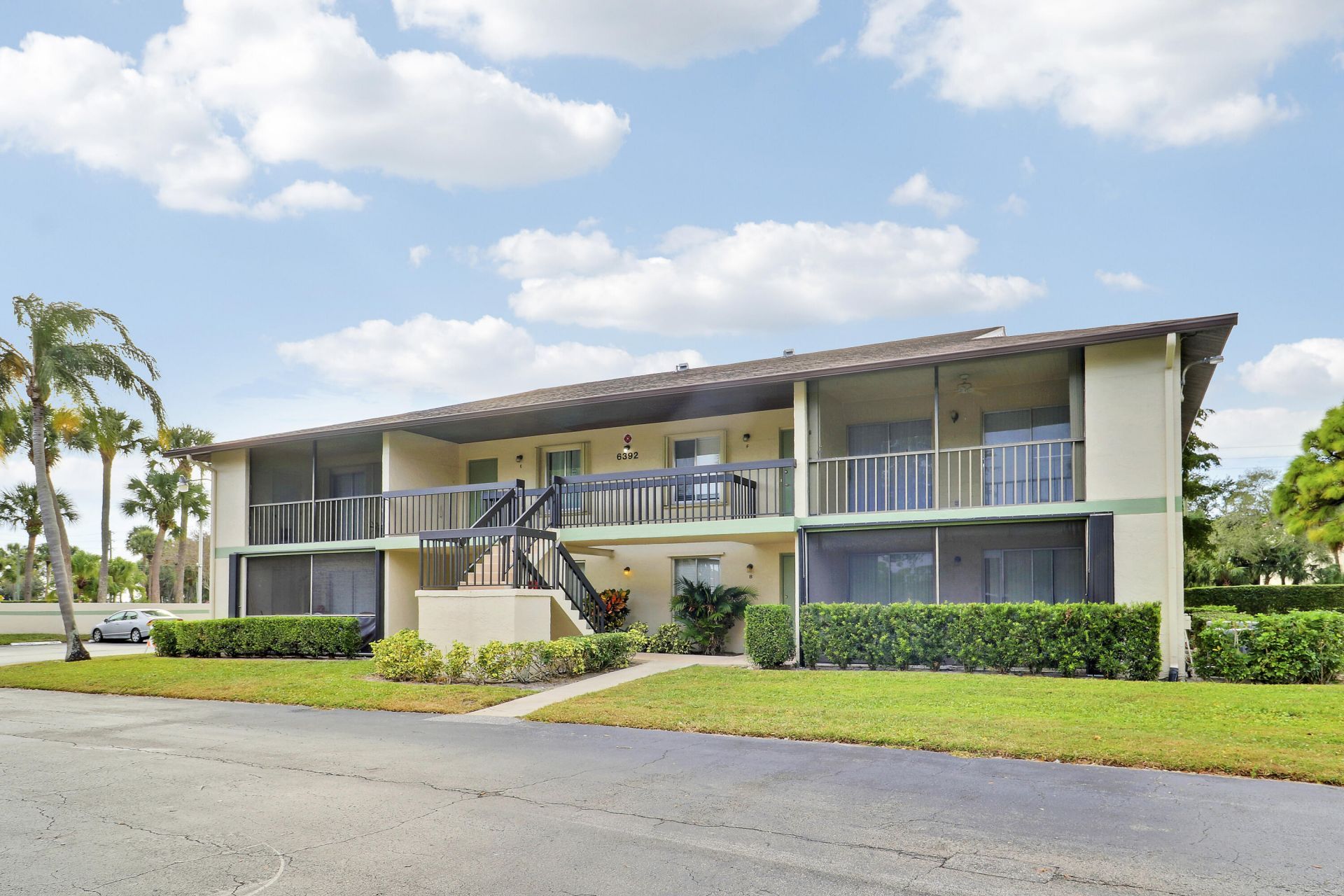 6392 Chasewood Drive, Unit F, Jupiter, FL 33458 Photo