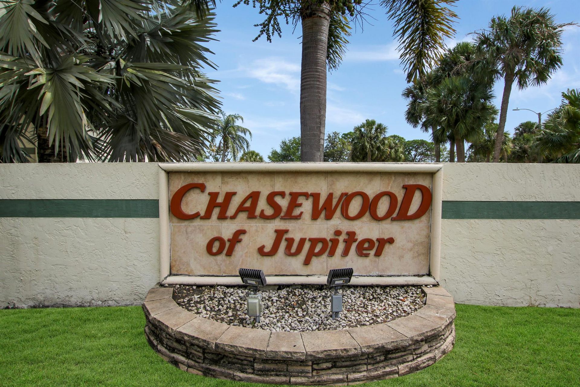 6392 Chasewood Drive, Unit F, Jupiter, FL 33458 Photo