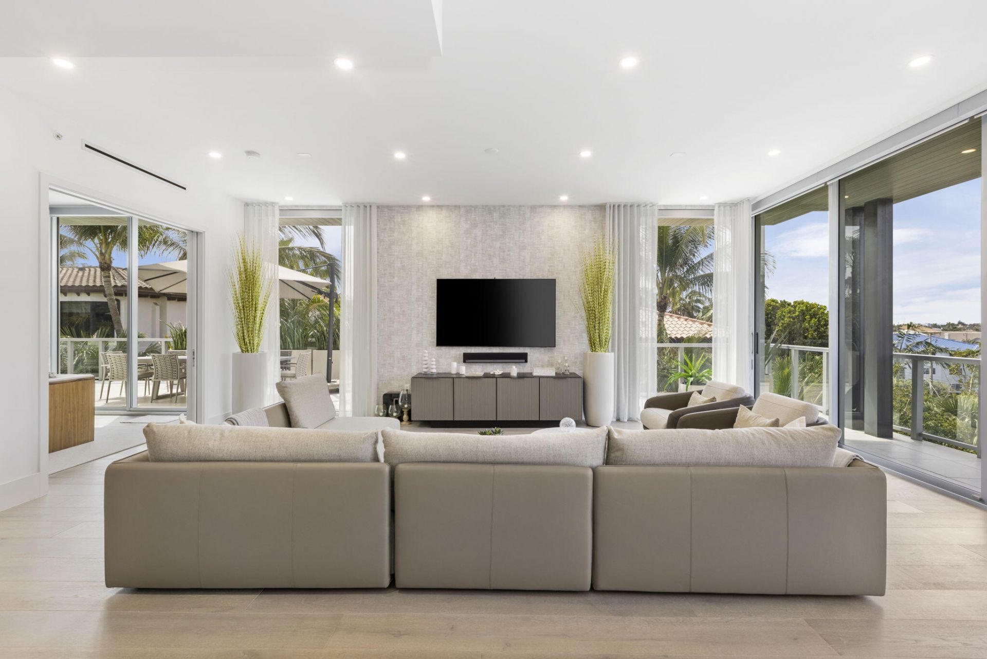 1625 S Ocean Boulevard, Unit 11, Delray Beach, FL 33483 Photo