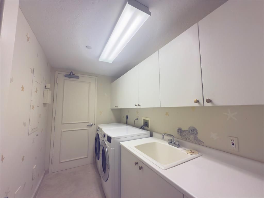 800 Ocean Drive, Unit 404, Juno Beach, FL 33408 Photo