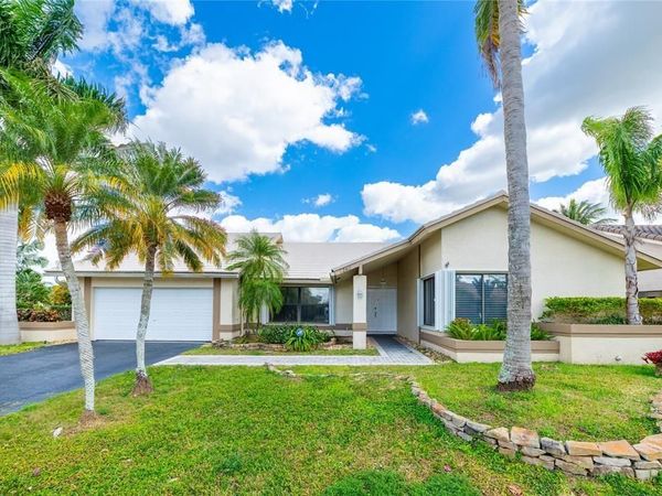 1260 NW 101st Ave, Plantation, FL 33322