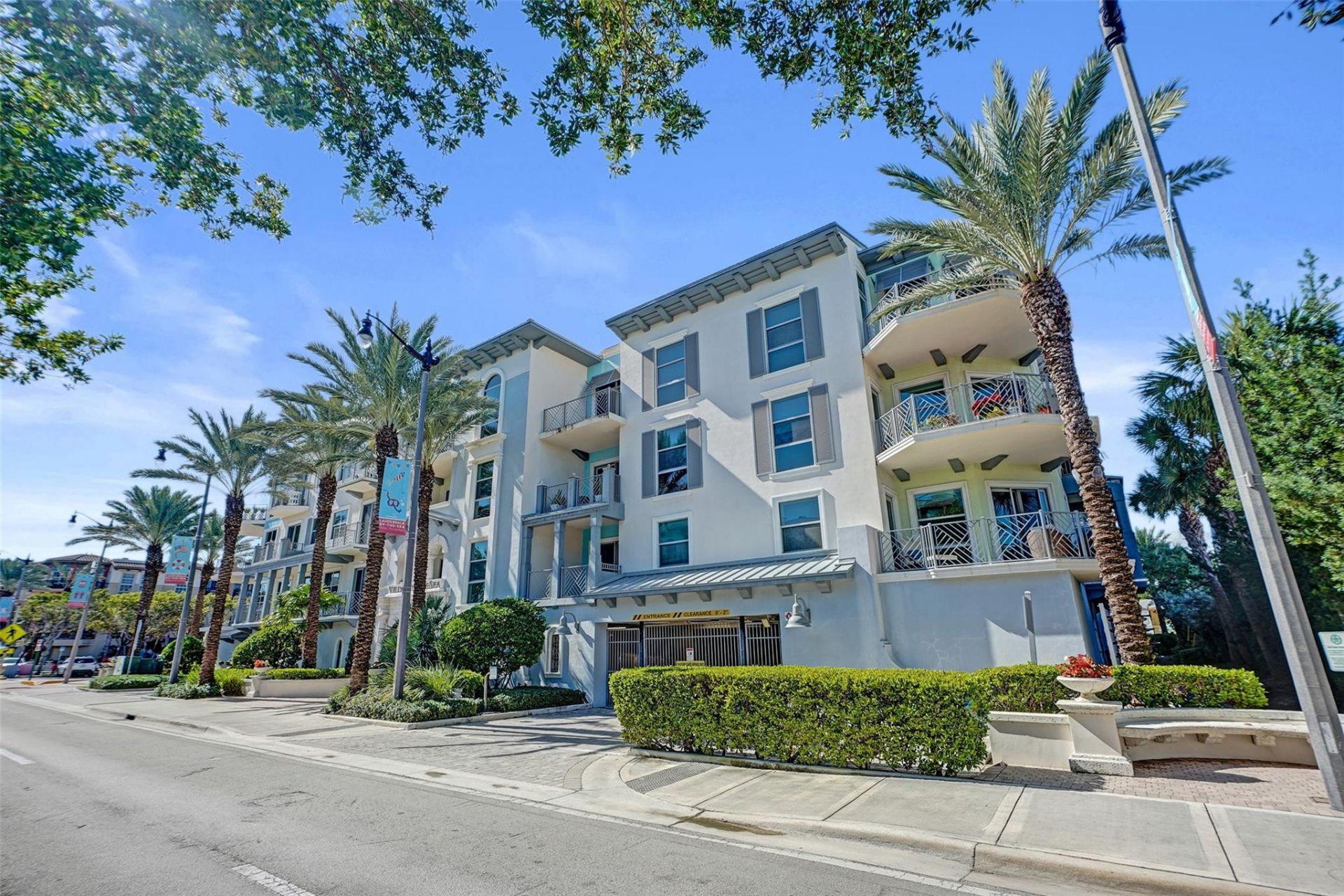 4511 El Mar Drive, Unit 203, Lauderdale by the Sea, FL 33308 Photo