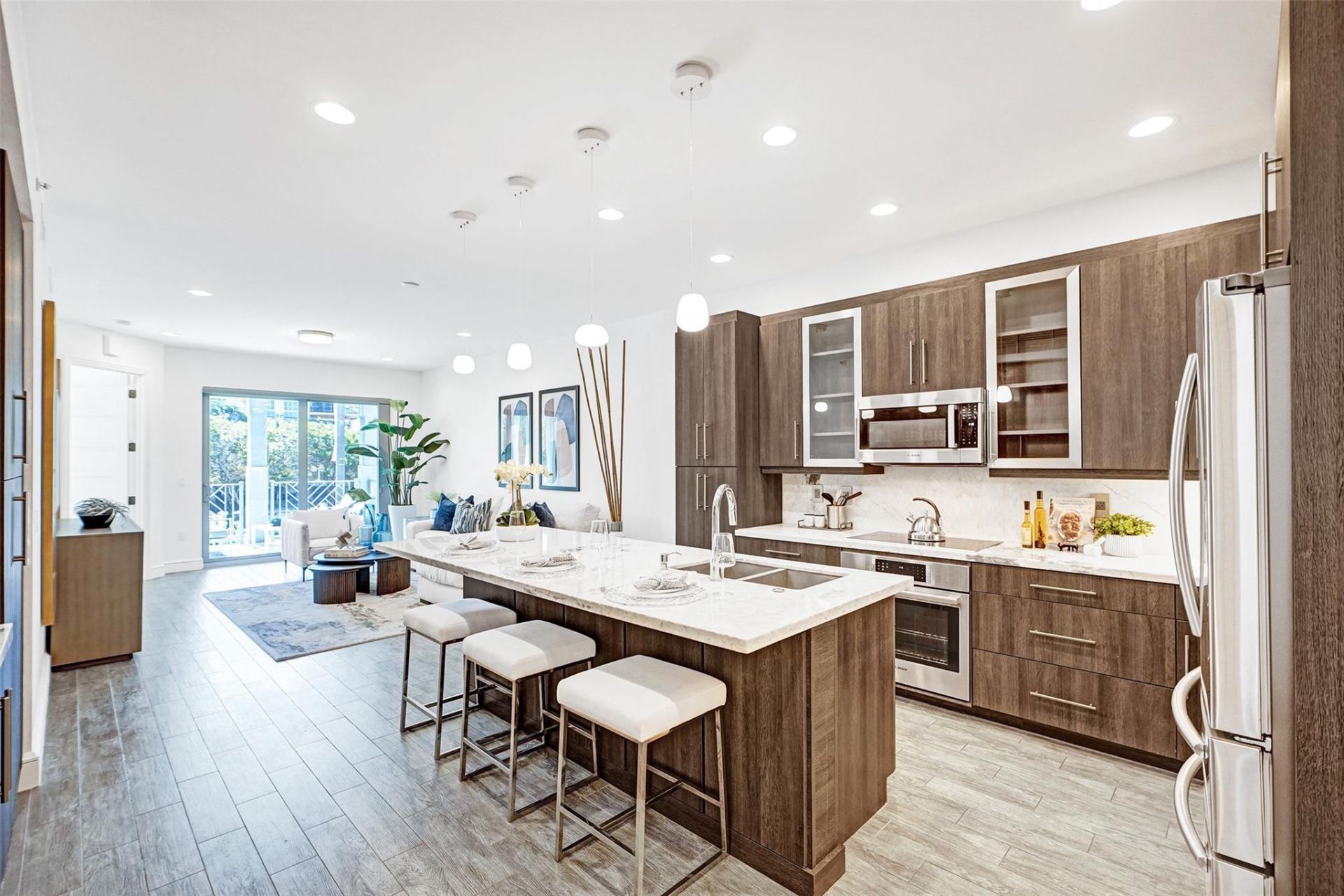 4511 El Mar Drive, Unit 203, Lauderdale by the Sea, FL 33308 Photo