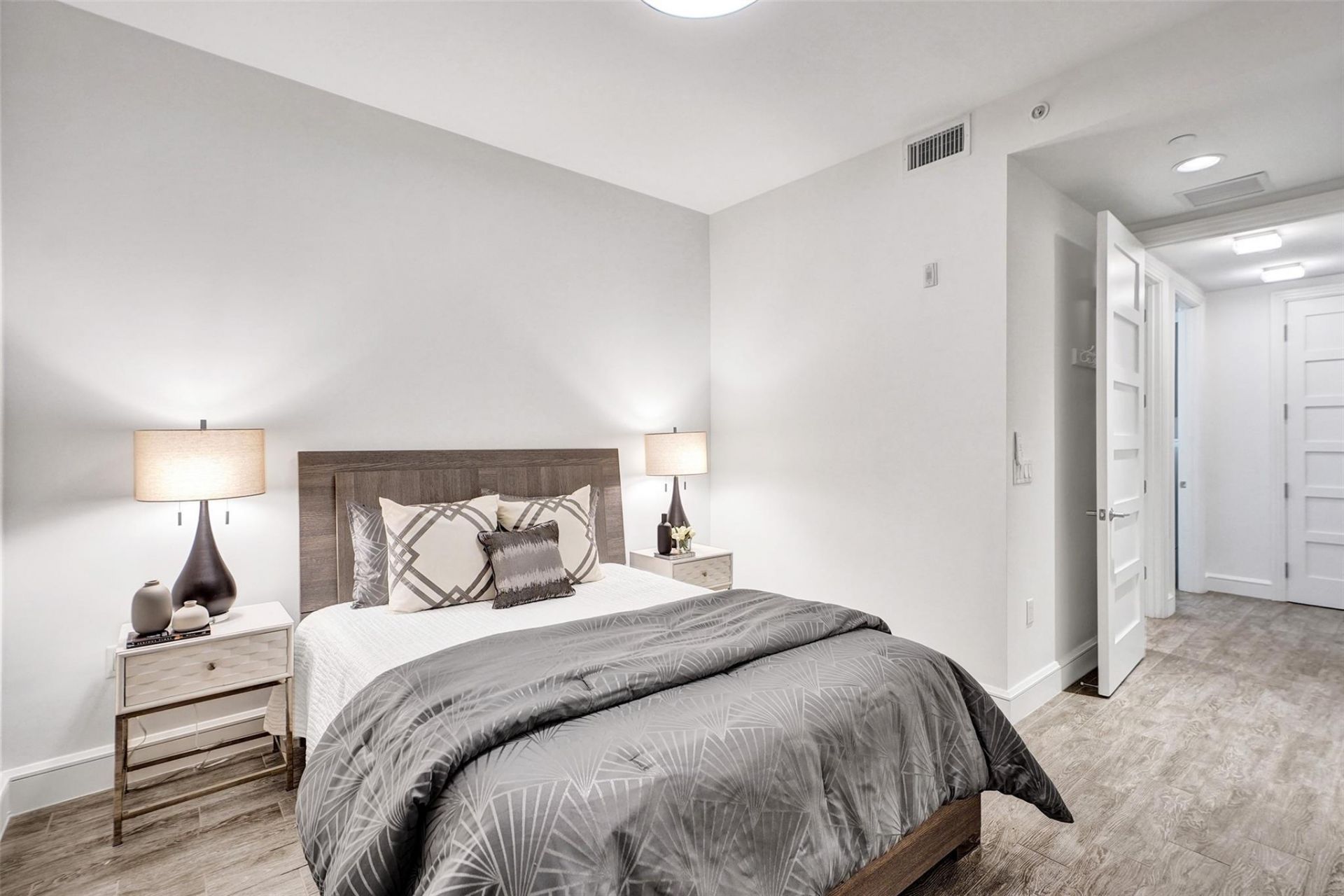 4511 El Mar Drive, Unit 203, Lauderdale by the Sea, FL 33308 Photo