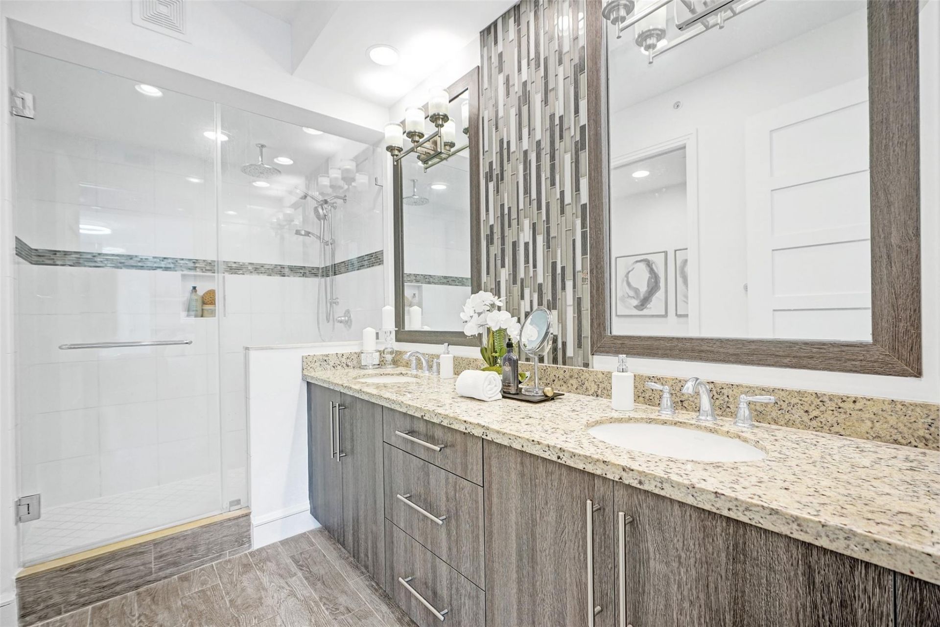 4511 El Mar Drive, Unit 203, Lauderdale by the Sea, FL 33308 Photo