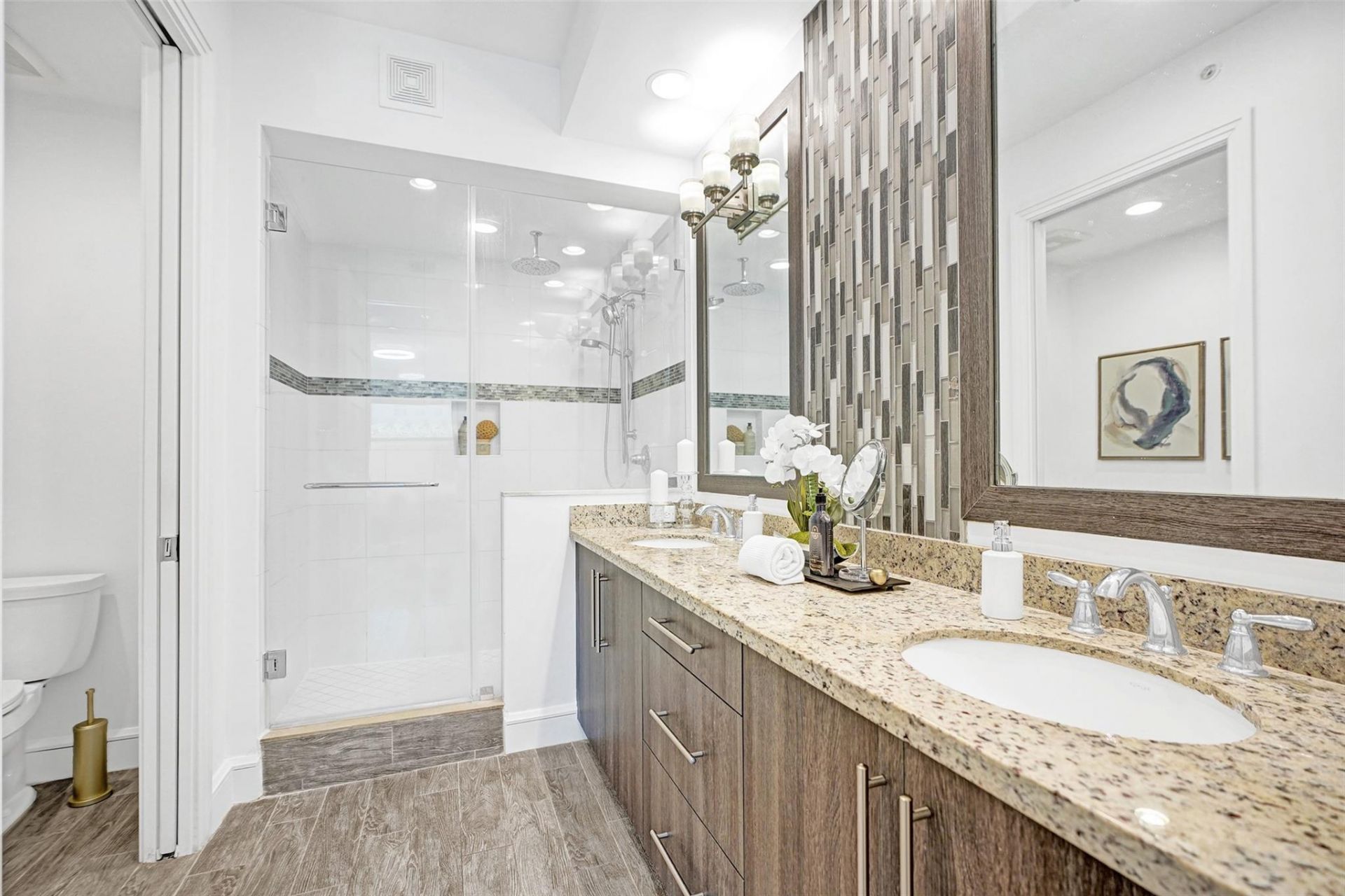 4511 El Mar Drive, Unit 203, Lauderdale by the Sea, FL 33308 Photo