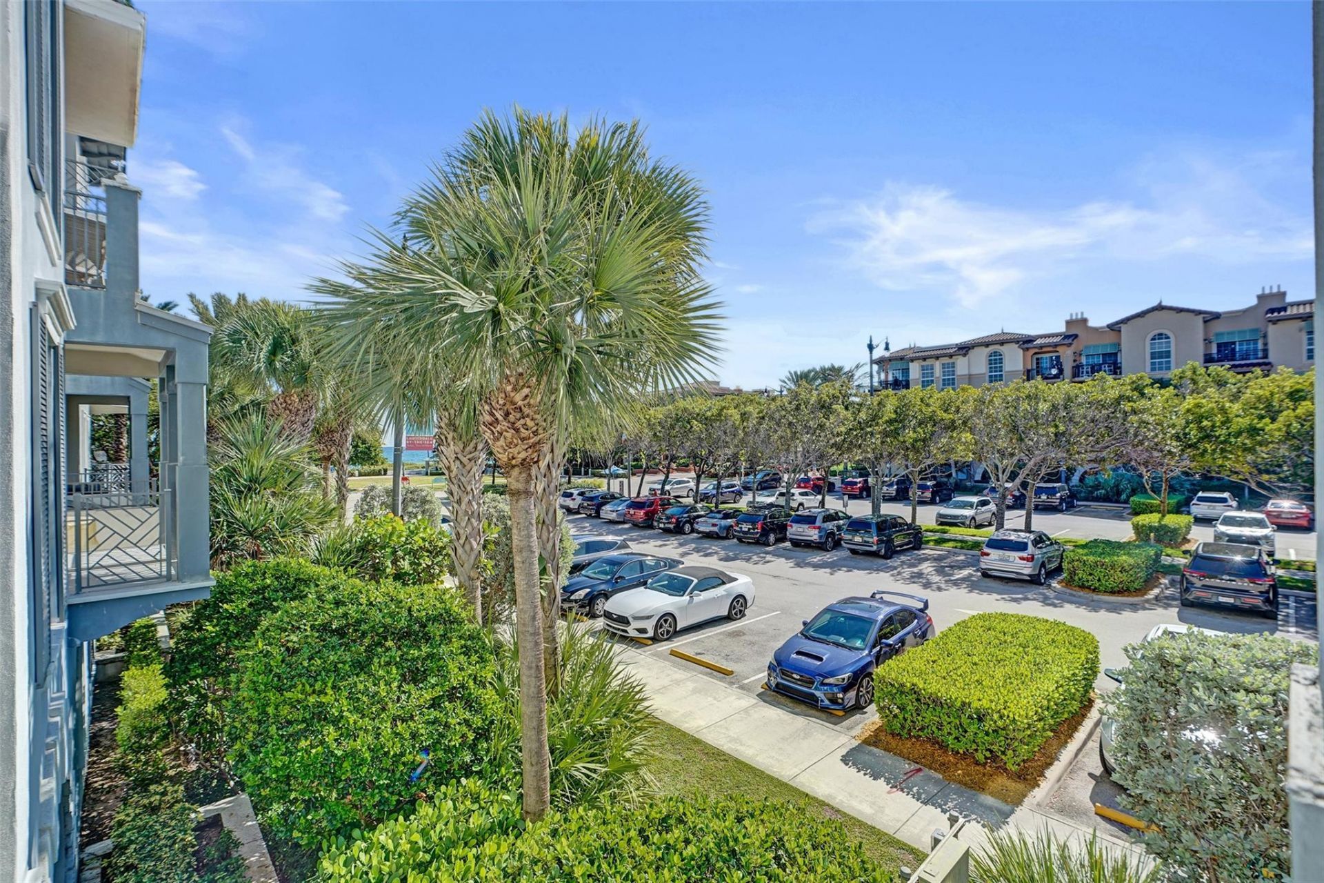 4511 El Mar Drive, Unit 203, Lauderdale by the Sea, FL 33308 Photo