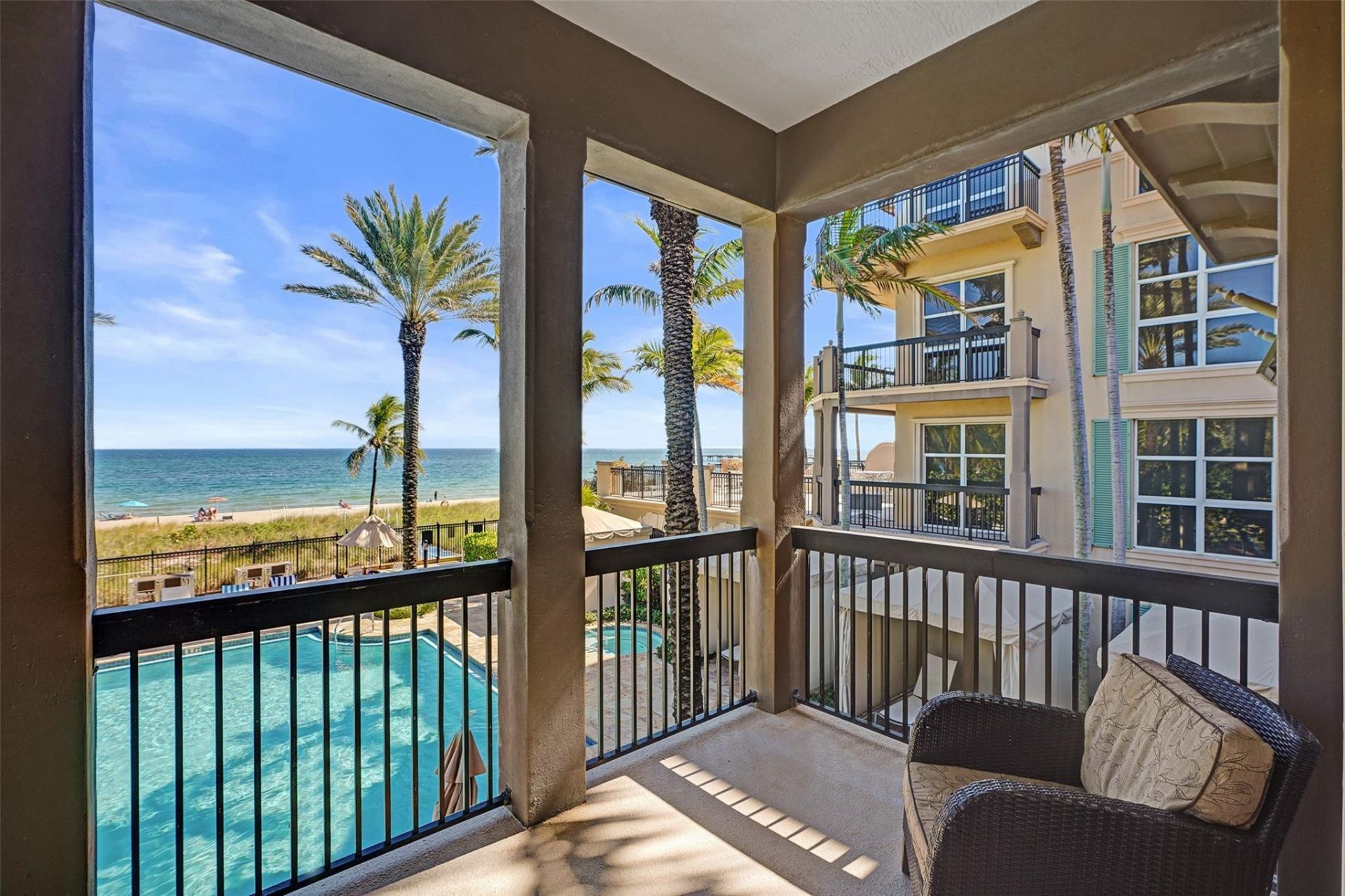 4511 El Mar Drive, Unit 203, Lauderdale by the Sea, FL 33308 Photo