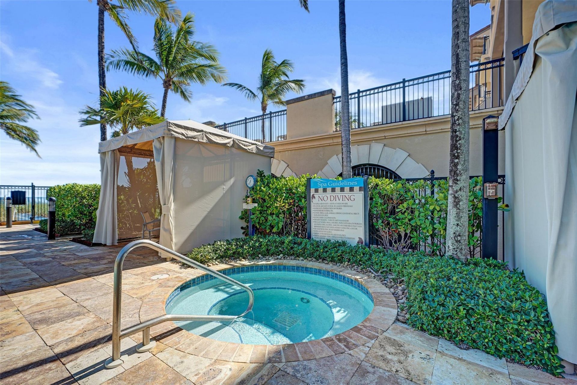 4511 El Mar Drive, Unit 203, Lauderdale by the Sea, FL 33308 Photo