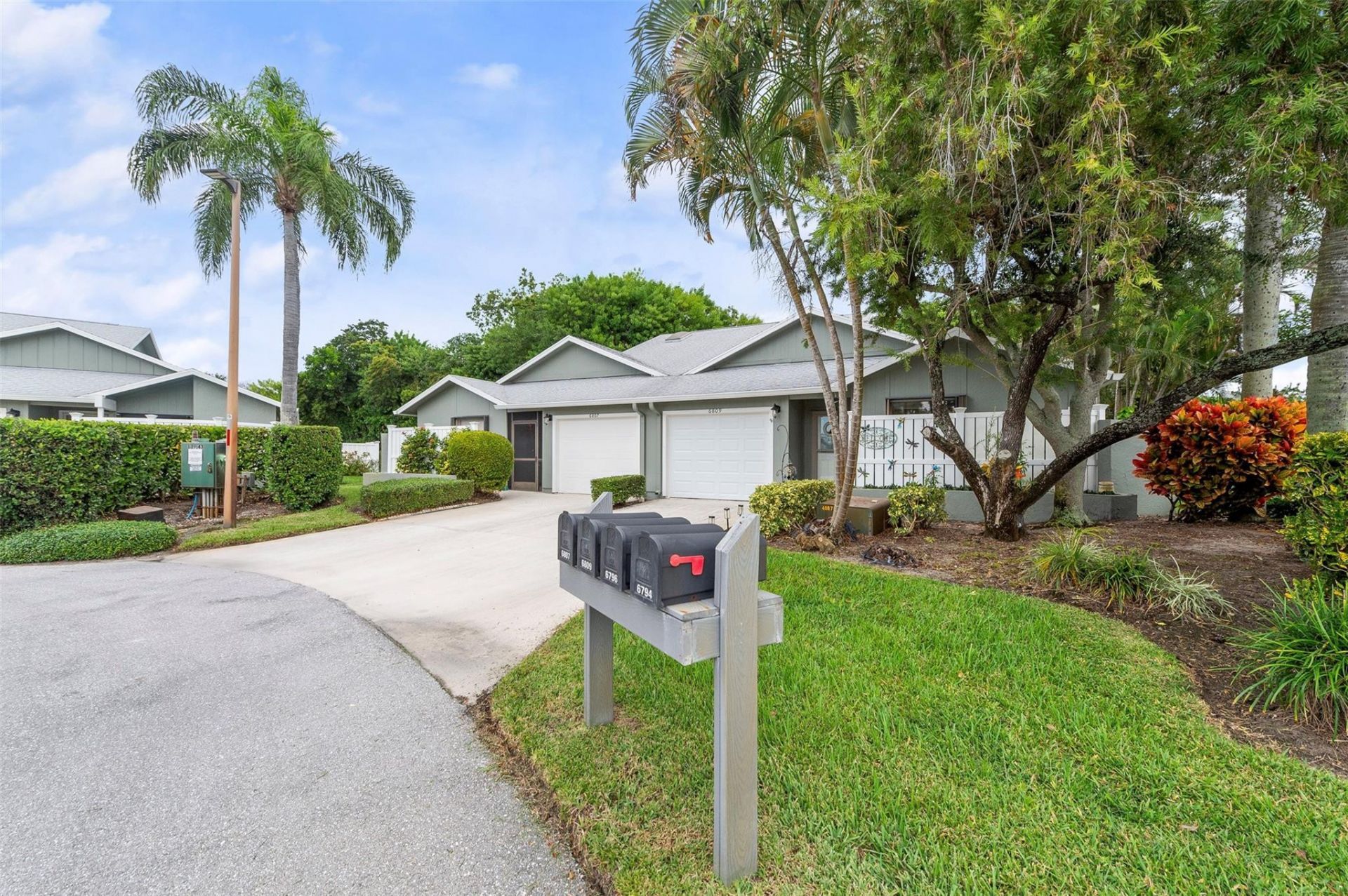 6809 SE Yorktown Drive, Hobe Sound, FL 33455 Photo