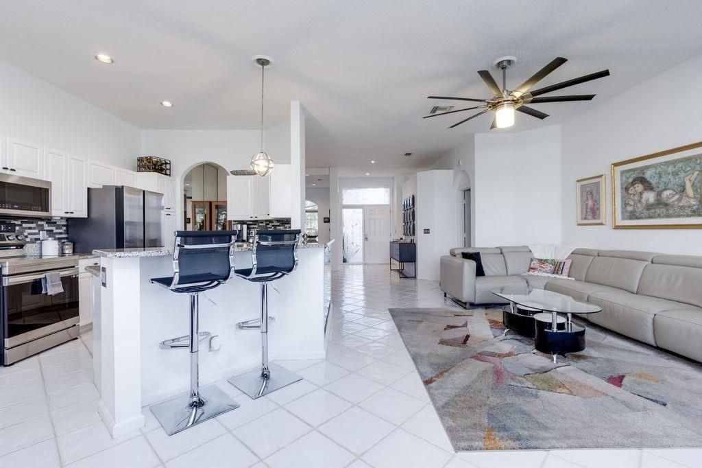 8910 Brittany Lakes Drive, Boynton Beach, FL 33472 Photo