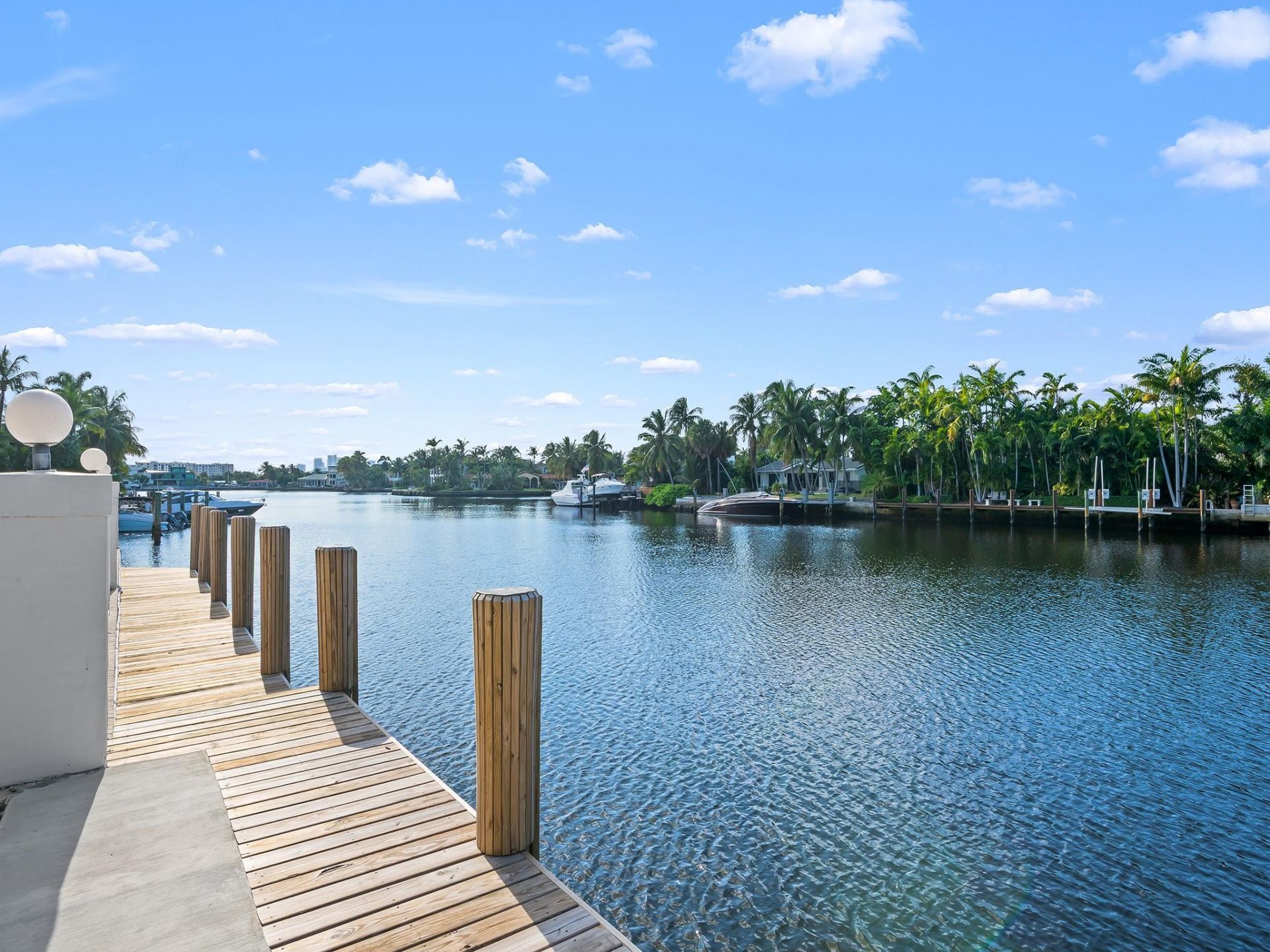 1839 Middle River Dr, Unit 105, Fort Lauderdale, FL 33305 Photo