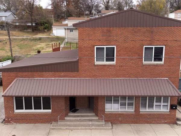 2248 E Broadway, Alton, IL 62002