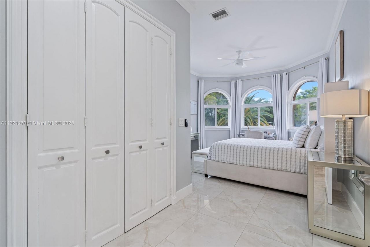 7225 Gleneagle Dr, Miami Lakes, FL 33014 Photo