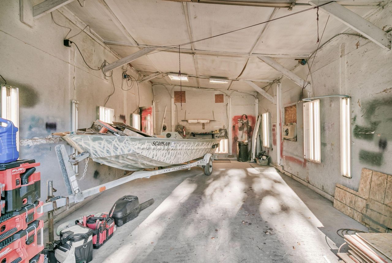 325 Winding Road Photo 10