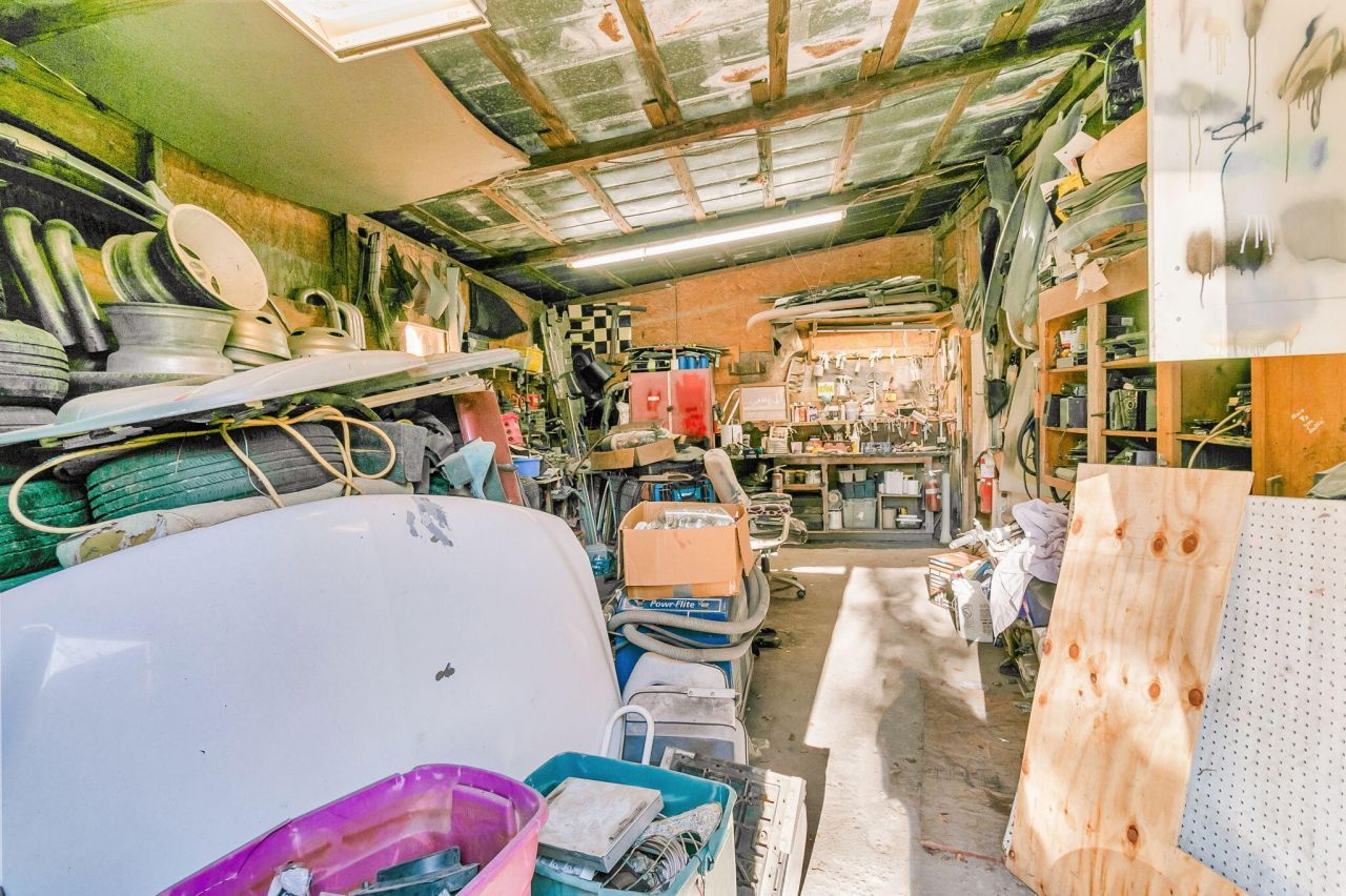 325 Winding Road Photo 11