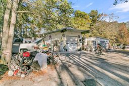 325 Winding Road photo 4