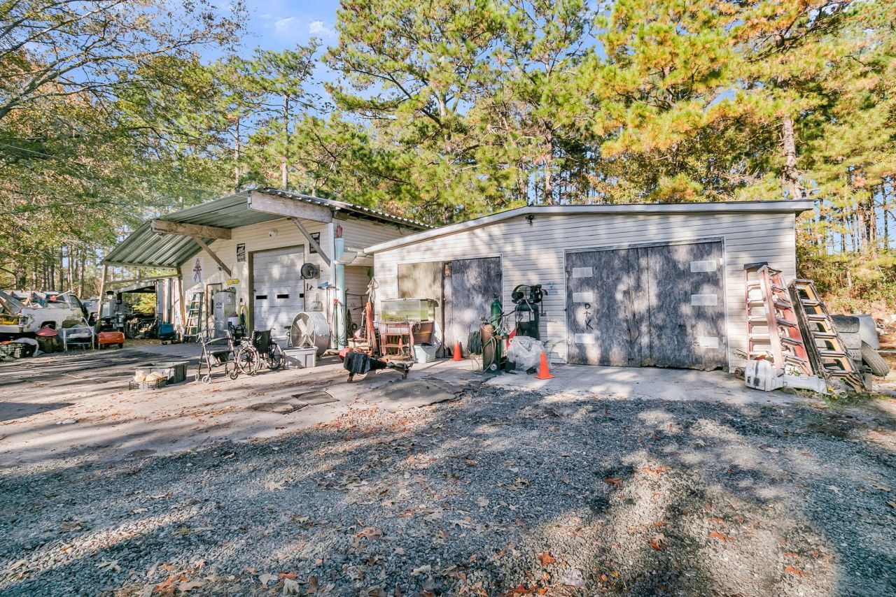 325 Winding Road Photo 6