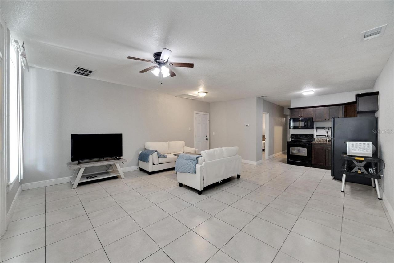 3651 Haines Road N, Saint Petersburg, FL 33704 Photo