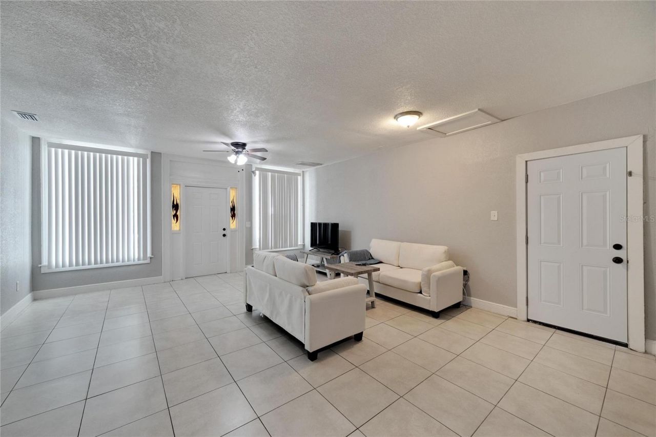 3651 Haines Road N, Saint Petersburg, FL 33704 Photo