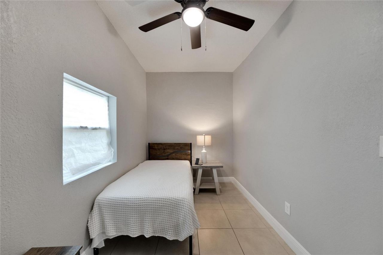 3651 Haines Road N, Saint Petersburg, FL 33704 Photo