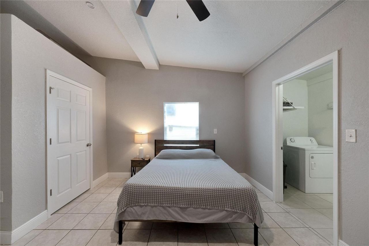 3651 Haines Road N, Saint Petersburg, FL 33704 Photo