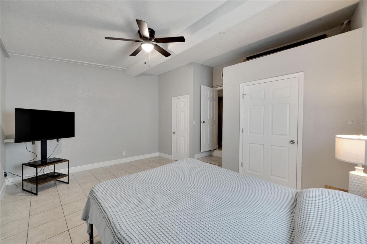 3651 Haines Road N, Saint Petersburg, FL 33704 Photo