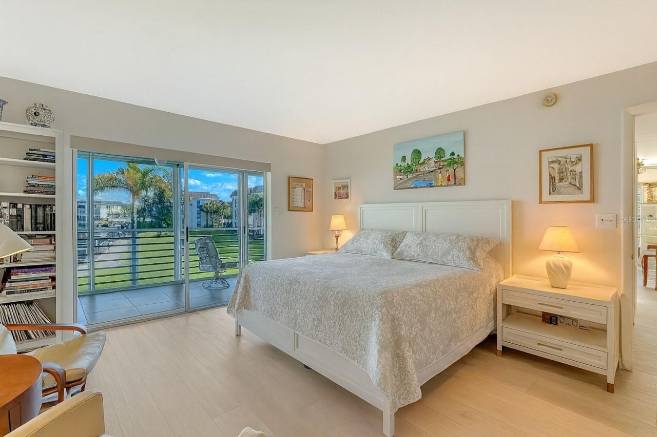 4350 Chatham Drive, Unit E-208, Longboat Key, FL 34228 Photo