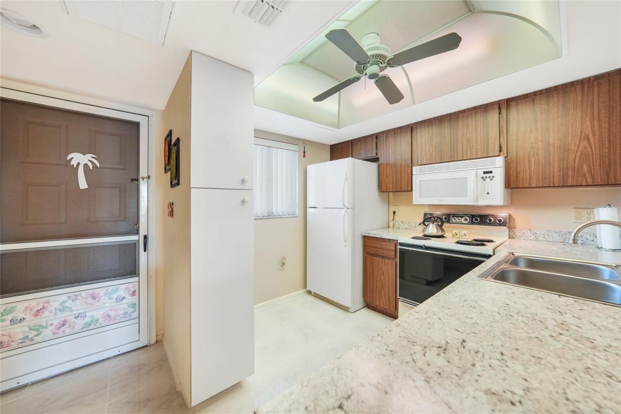 25225 Rampart Boulevard, Unit 1604, Punta Gorda, FL 33983 Photo