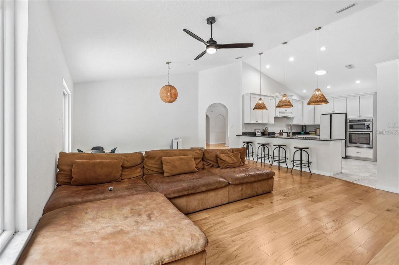 33943 E Lake Joanna Drive, Eustis, FL 32736 Photo