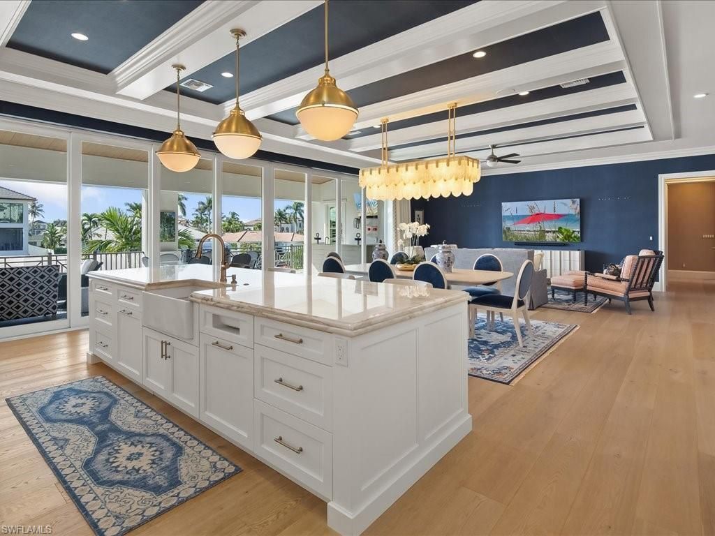 360 Heron Ave, Naples, FL 34108 Photo