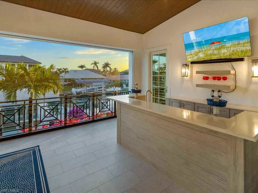 360 Heron Ave, Naples, FL 34108 Photo